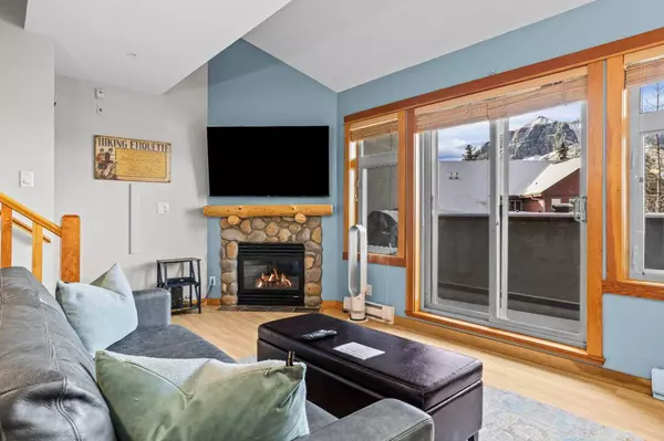 Canmore, AB T1W 3J2,107 Montane RD #323