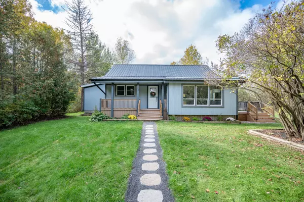 34 Shady LN, Petawawa, ON K8A 7Z5