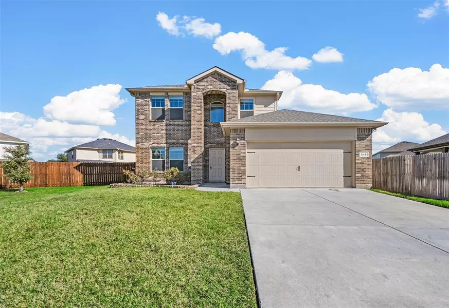 215 Jockey Court, Ponder, TX 76259