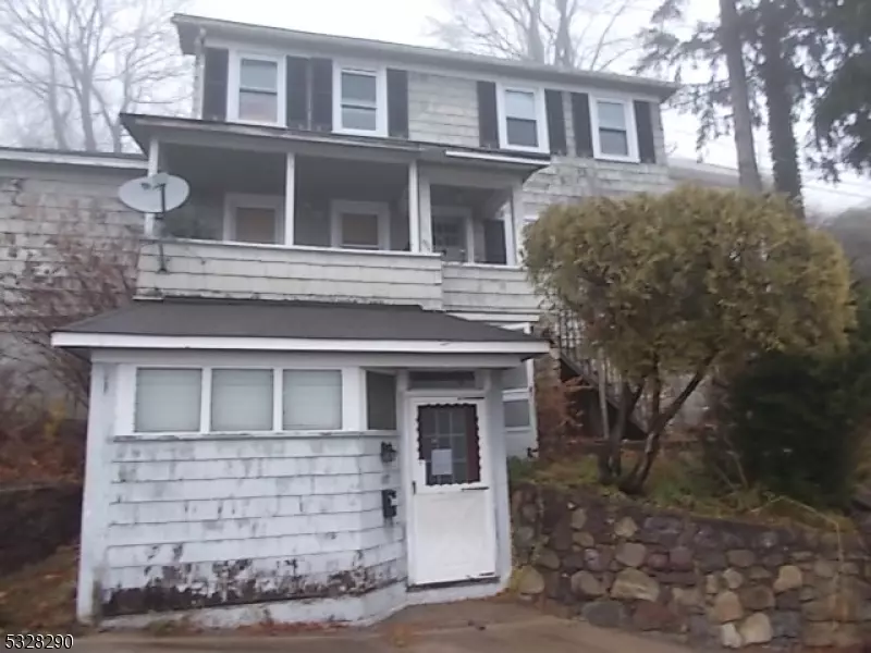 107 Hill St, Boonton Town, NJ 07005