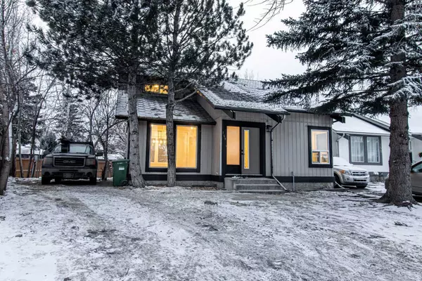 259 Whitehill PL Northeast, Calgary, AB T1Y 3G5