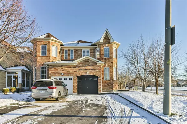 Mississauga, ON L5V 2Z2,5915 Whitehorn AVE