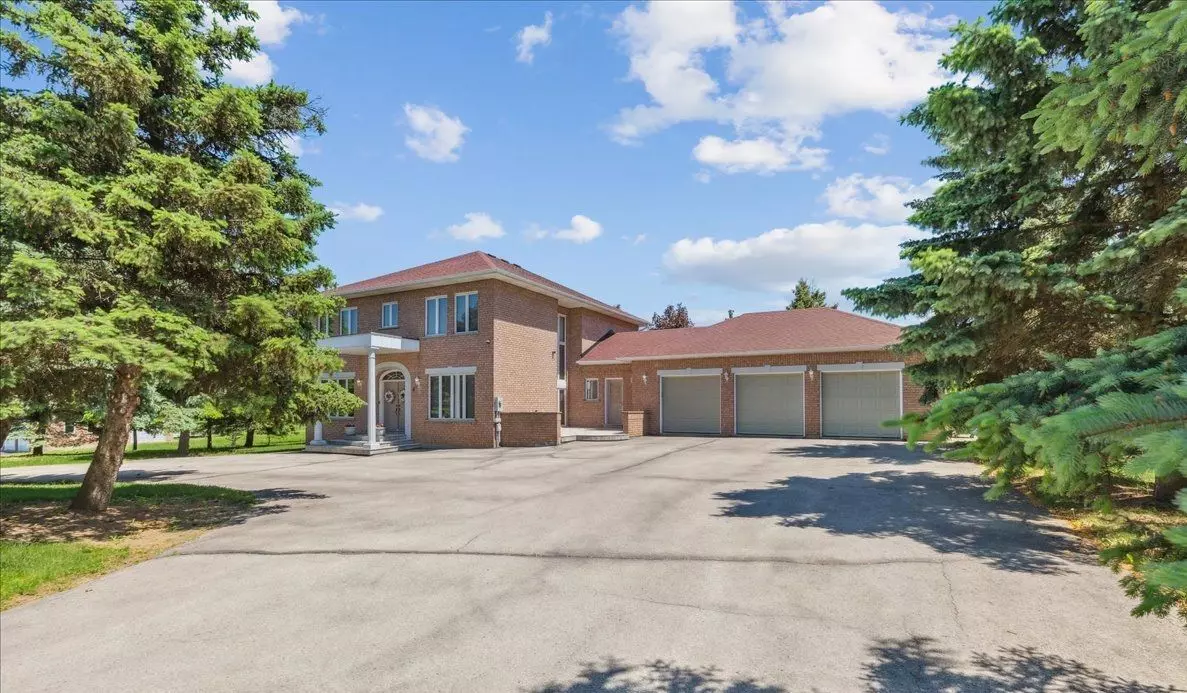 Brampton, ON L6P 0R4,8 Estateview CIR