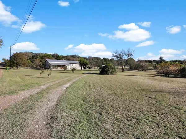 Cleburne, TX 76031,1324 County Road 805