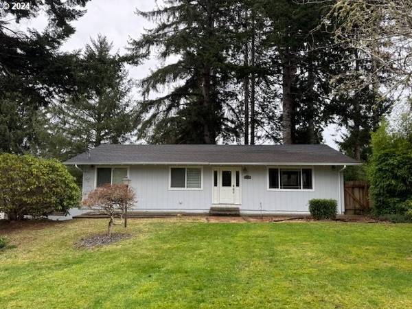 83399 SPRUCE LN, Florence, OR 97439