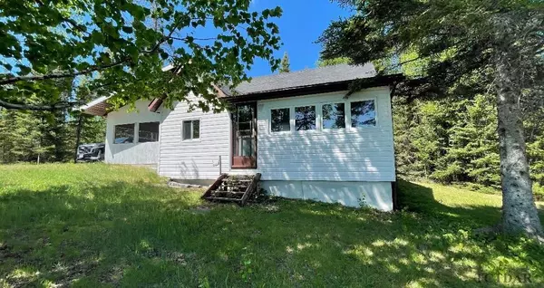 Iroquois Falls, ON P0K 1G0,1442 BIG NELLIE LAKE RD