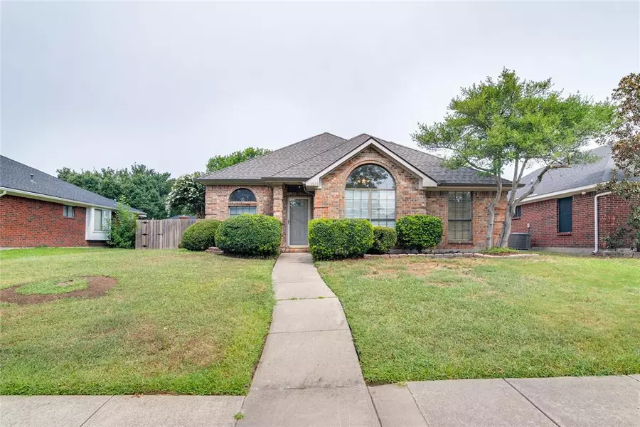 1629 Springwood Drive, Mesquite, TX 75181