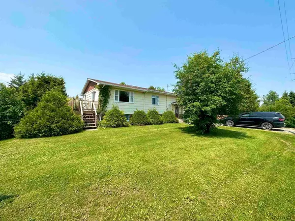 Timiskaming, ON P0J 1K0,116004 Quarry RD