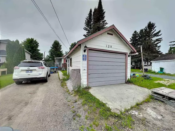 Iroquois Falls, ON P0K 1E0,129 Picadilly CIR