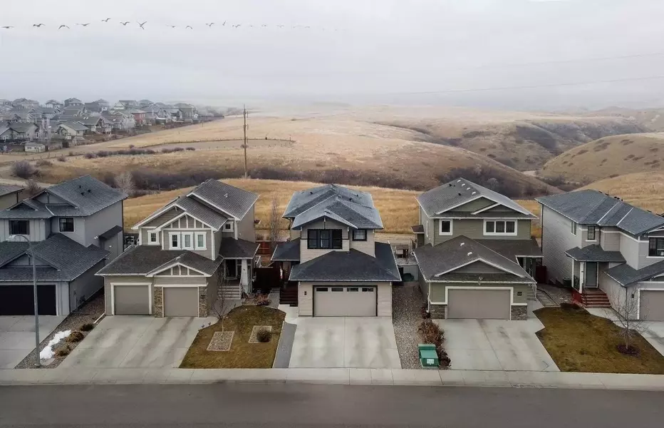 52 Alma Isobell Hodder Crescent CRES, Lethbridge, AB T1H 7E4