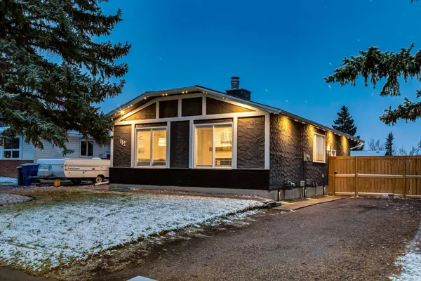 112 Thorson CRES,  Okotoks,  AB T1S 1C9