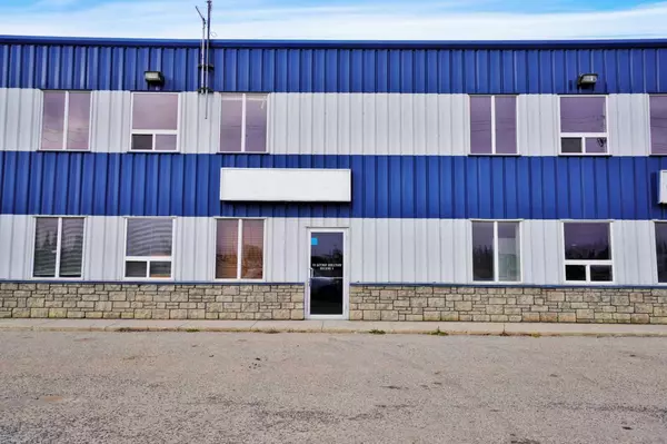 8 Gateway BLVD #5, Rural Clearwater County, AB T4T 2A3