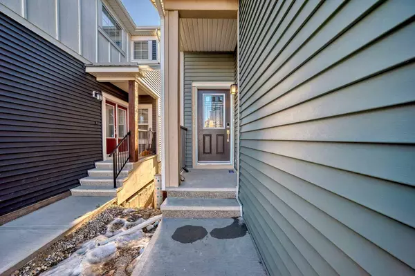 Calgary, AB T3J 5R8,31 Homestead Passage NE