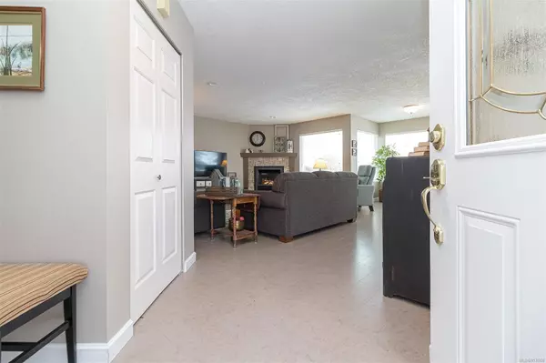 Cobble Hill, BC V8H 0K8,553 Fairways Pl