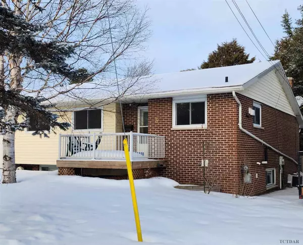 Kirkland Lake, ON P2N 3M4,6 Hillcrest DR