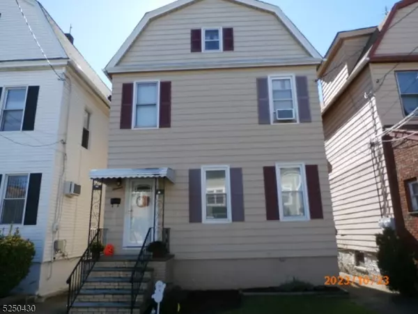 13 Boyle Pl, Elizabeth City, NJ 07202