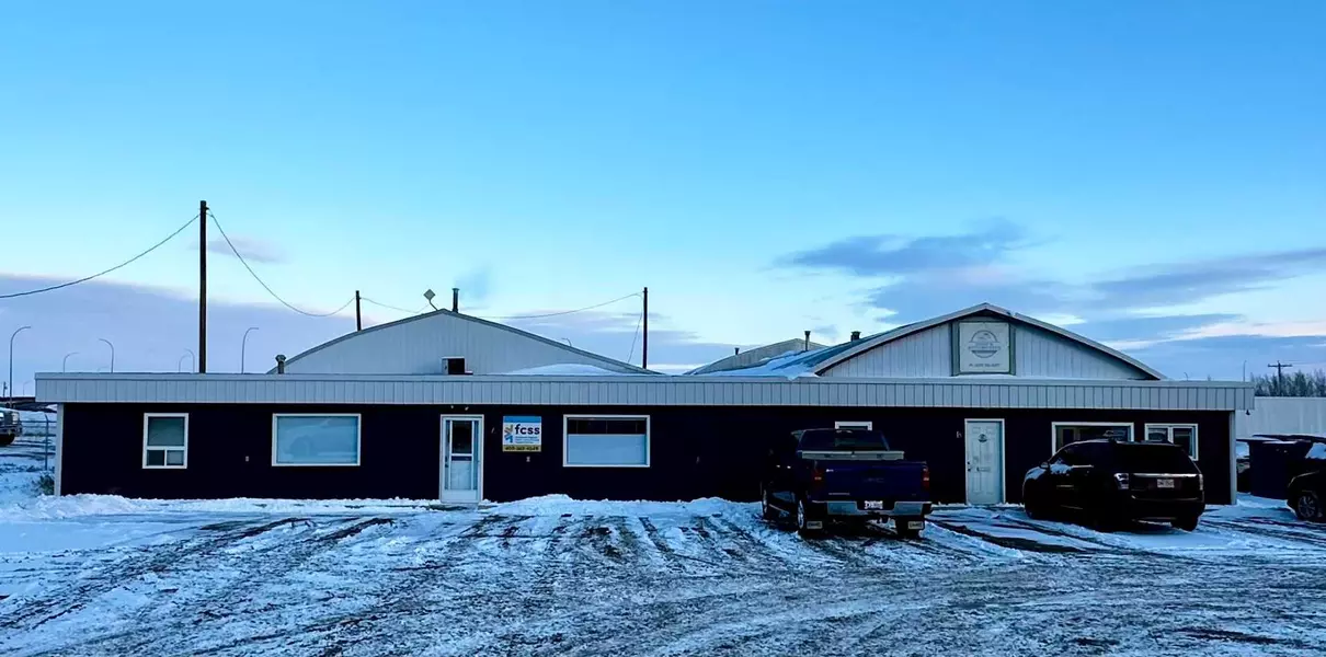 143078 15 AVE W, Rural Newell County Of, AB T1R 1C4