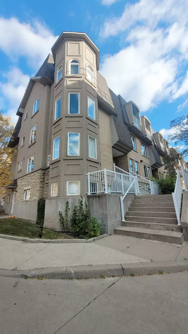 25 Foundry AVE #14, Toronto W02, ON M6H 4K7