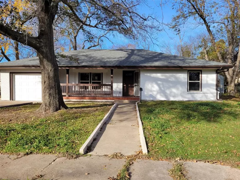 448 W WACO, Cooper, TX 75432