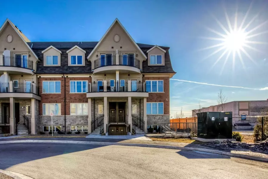 2420 Baronwood DR #15-03, Oakville, ON L6M 0J7