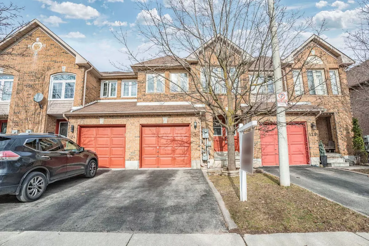 Brampton, ON L6X 4P5,126 Kenwood DR #16