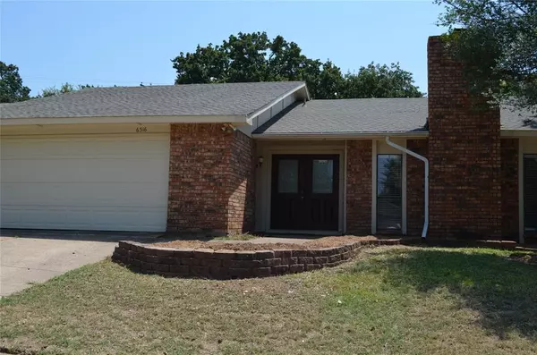 Arlington, TX 76016,6516 Forestview Drive