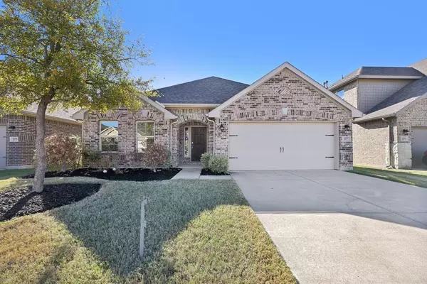 2077 Avondown Road, Forney, TX 75126