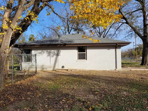 Cooper, TX 75432,448 W WACO