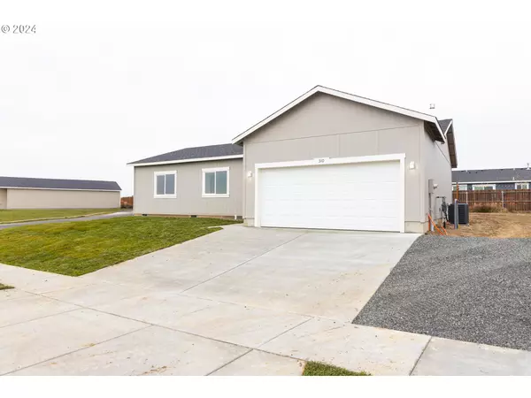 Stanfield, OR 97875,310 ROSALYNN DR