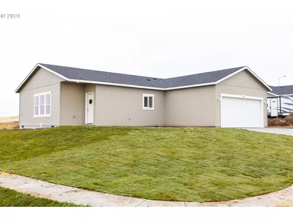 Stanfield, OR 97875,320 ROSALYNN DR