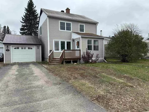 Kapuskasing, ON P5N 1M7,14 Park CRES