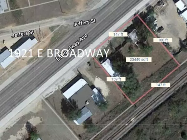 1912 E Broadway Street, Sweetwater, TX 79556