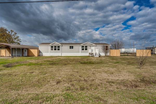 409 Old Church Road, Waxahachie, TX 75165