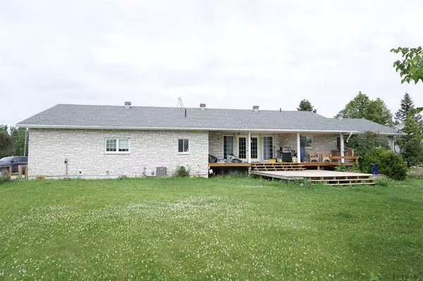 Timiskaming, ON P0J 1P0,884342 HIGHWAY 65 W