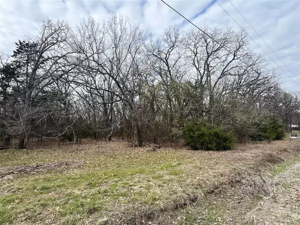 West Tawakoni, TX 75474,305 Sandy Lynn