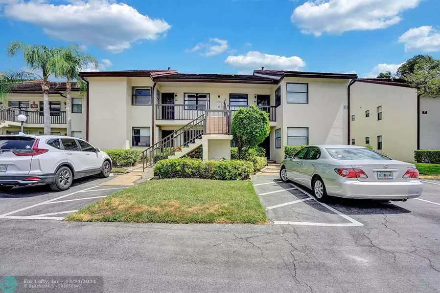 7674 Tahiti Ln  #205, Lake Worth, FL 33467