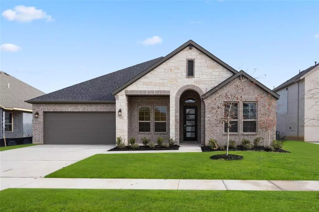 Mansfield, TX 76063,702 Bluestem Street