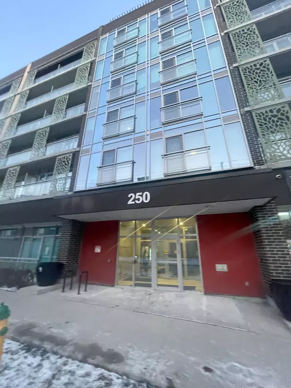 250 Albert ST #720, Waterloo, ON N2L 0H5