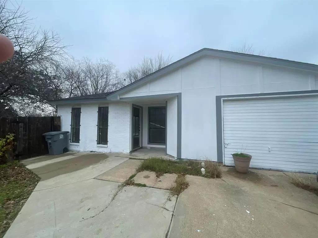 Dallas, TX 75227,9543 Brewster Street