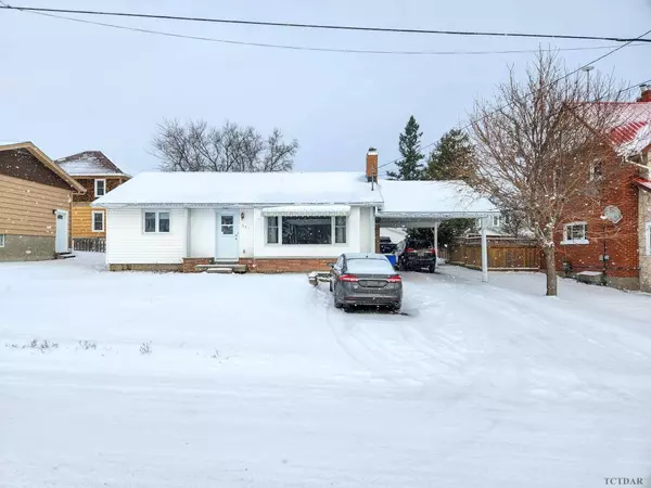 Timiskaming, ON P0J 1K0,391 Russell ST