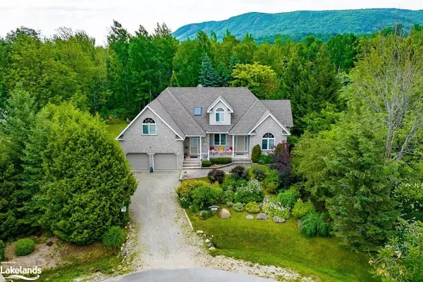 Blue Mountains, ON N0H 1J0,110 ABERDEEN CT