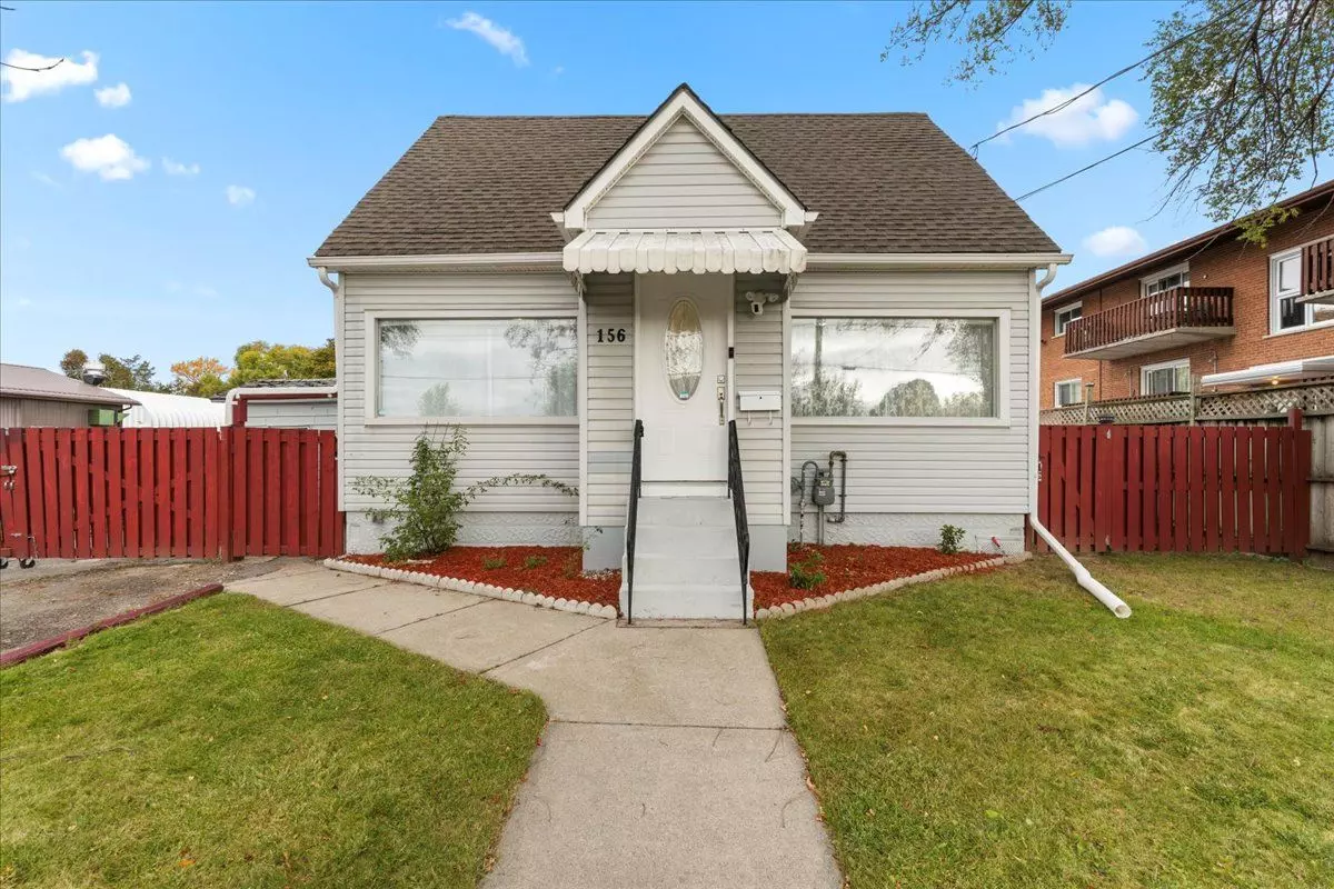 Belleville, ON K8P 1M8,156 Catharine ST