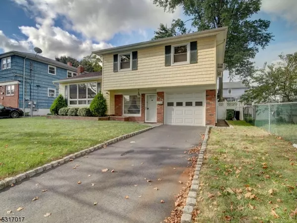 Roselle Boro, NJ 07203,1024 Frank St