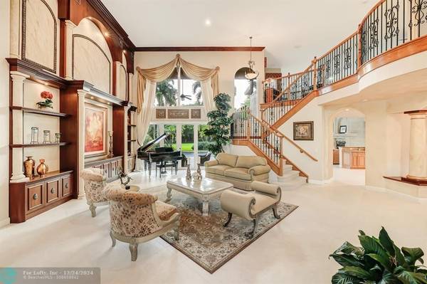 Davie, FL 33328,3002 E Lake Vista Cir