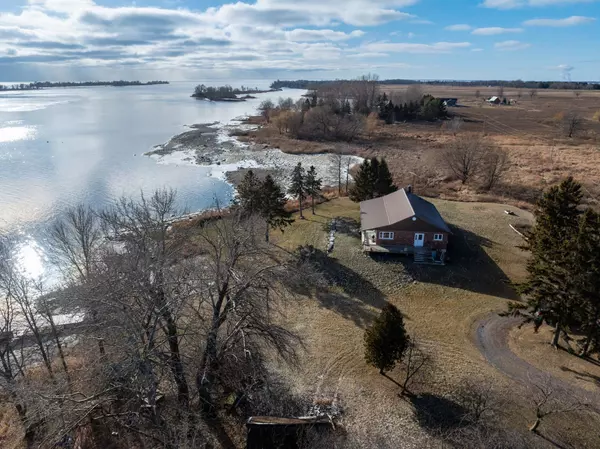 Frontenac Islands, ON K0H 2Y0,1125 Nine Mile Point RD