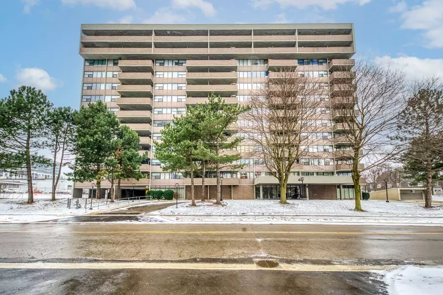 40 Bay Mills BLVD #301, Toronto E05, ON M1T 3P5