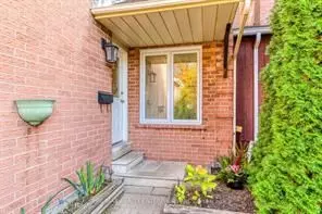 Oakville, ON L6J 7K6,2564 Addingham CRES