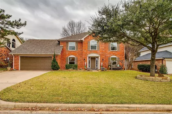 3211 Summerfield Drive, Grapevine, TX 76051