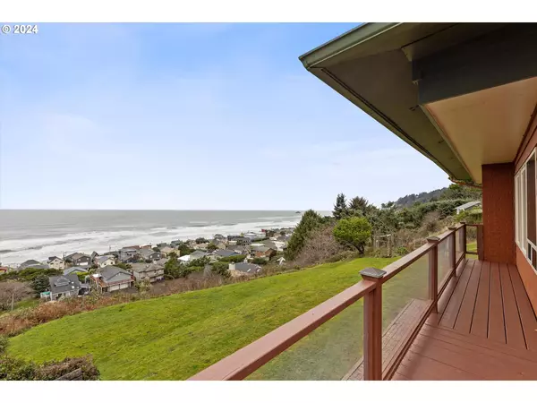 Lincoln City, OR 97367,6421 NE PORT DR