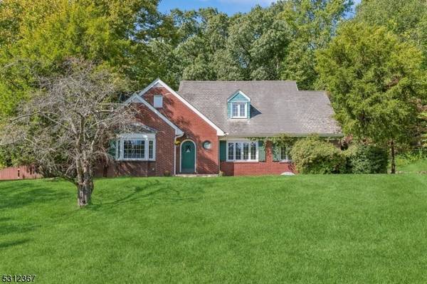 95 Redmont Rd,  Watchung Boro,  NJ 07069